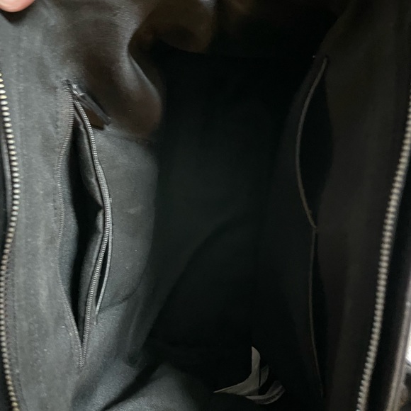 Black pleather Purse - Picture 4 of 4